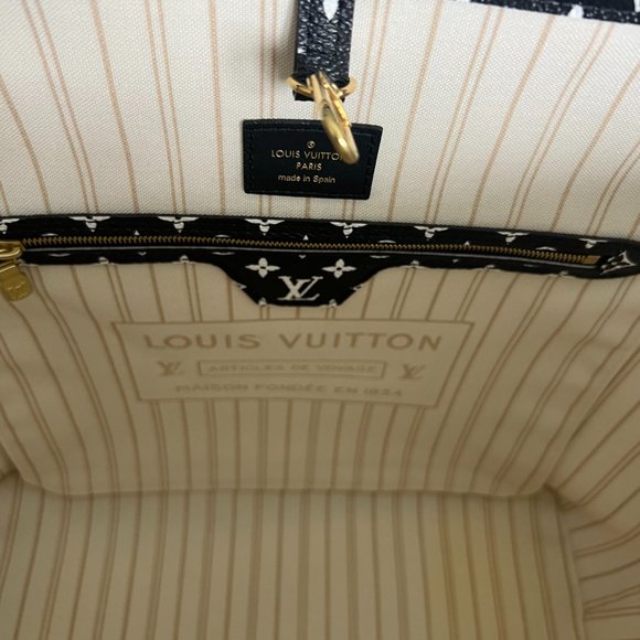 Louis Vuitton  Monogram Giant Jungle Neverfull MM Ivory - Picture 5 of 6